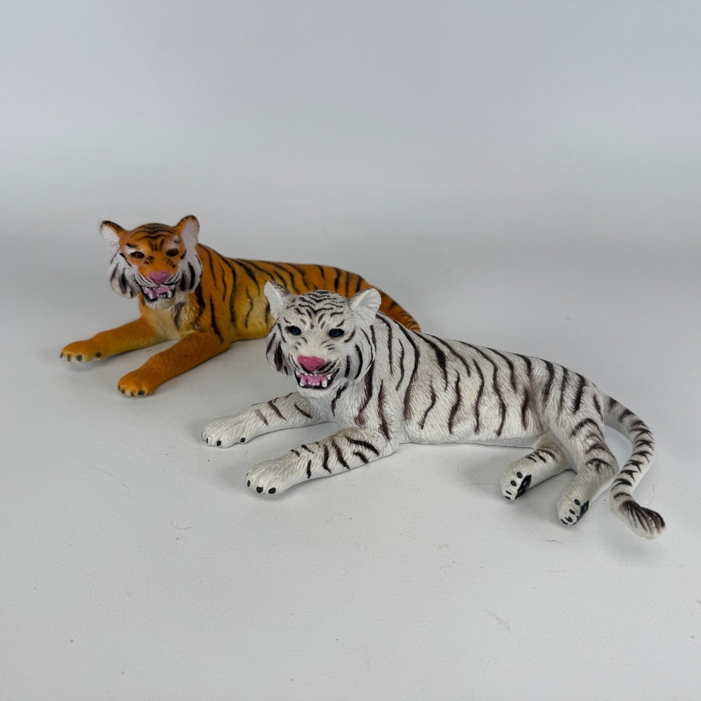 Vintage AAA Tiger Lot Of 2 Hard‎ Rubber Safari Figure Toys Wild Cat